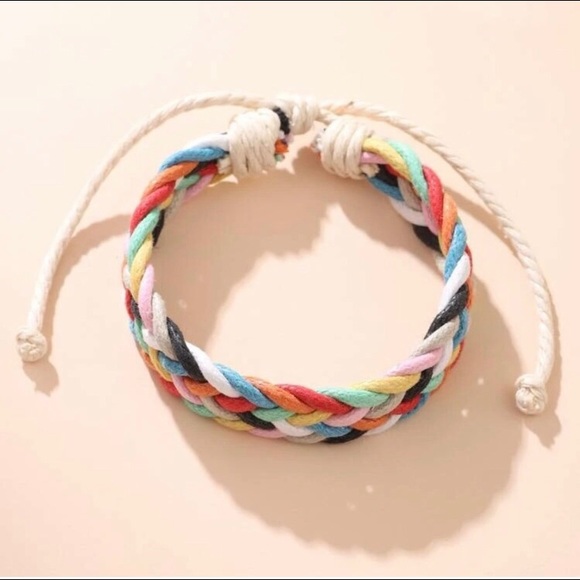 🎉LAST ONE🎉Boho woven braided adjustable bracelet - Picture 2 of 4
